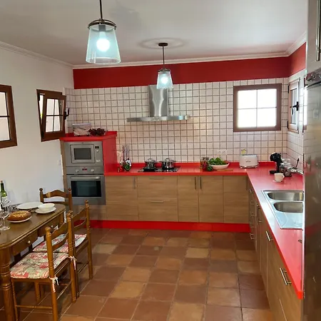 Casa Kyra בית נופש *